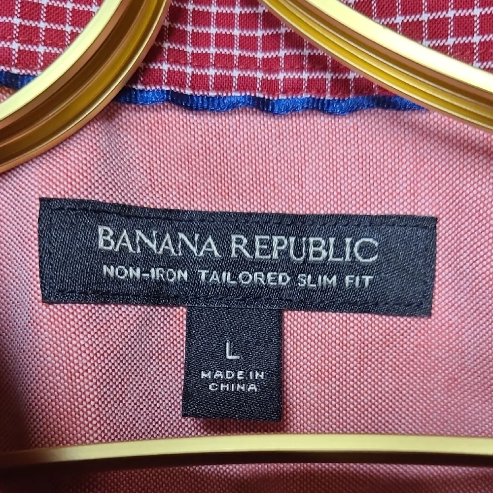 Banana Republic stylish red